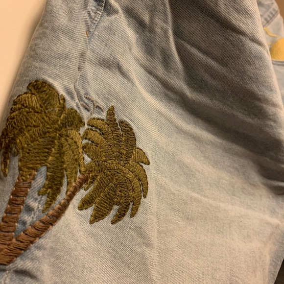Madewell High-Rise Denim Short: Sun Embroidered Edition - Picture 7 of 12